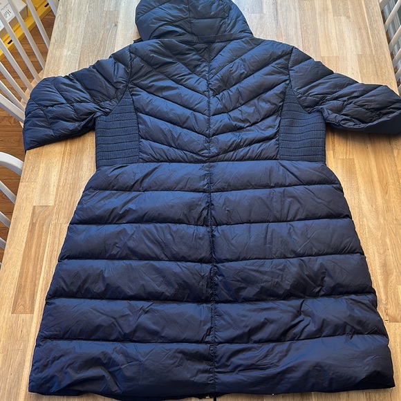 <3 Michael Michael Kors | Down Jacket - Picture 9 of 12